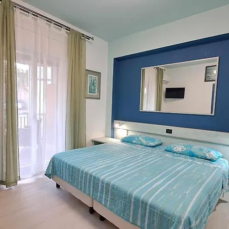 Maison d'hôtes Chez Lucy By Casa In Mente 3*