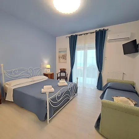 Chez Lucy By Casa In Mente Guest house Cefalu