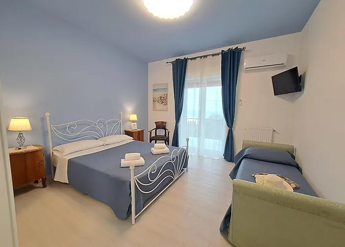 Chez Lucy By Casa In Mente Pensionat Cefalù